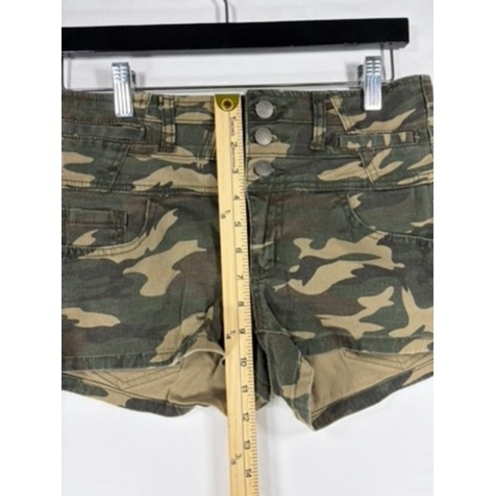 Harmony + Havoc Camo Shorts Women 7 Green Good High Waist 3-Button Fly - Picture 3 of 6